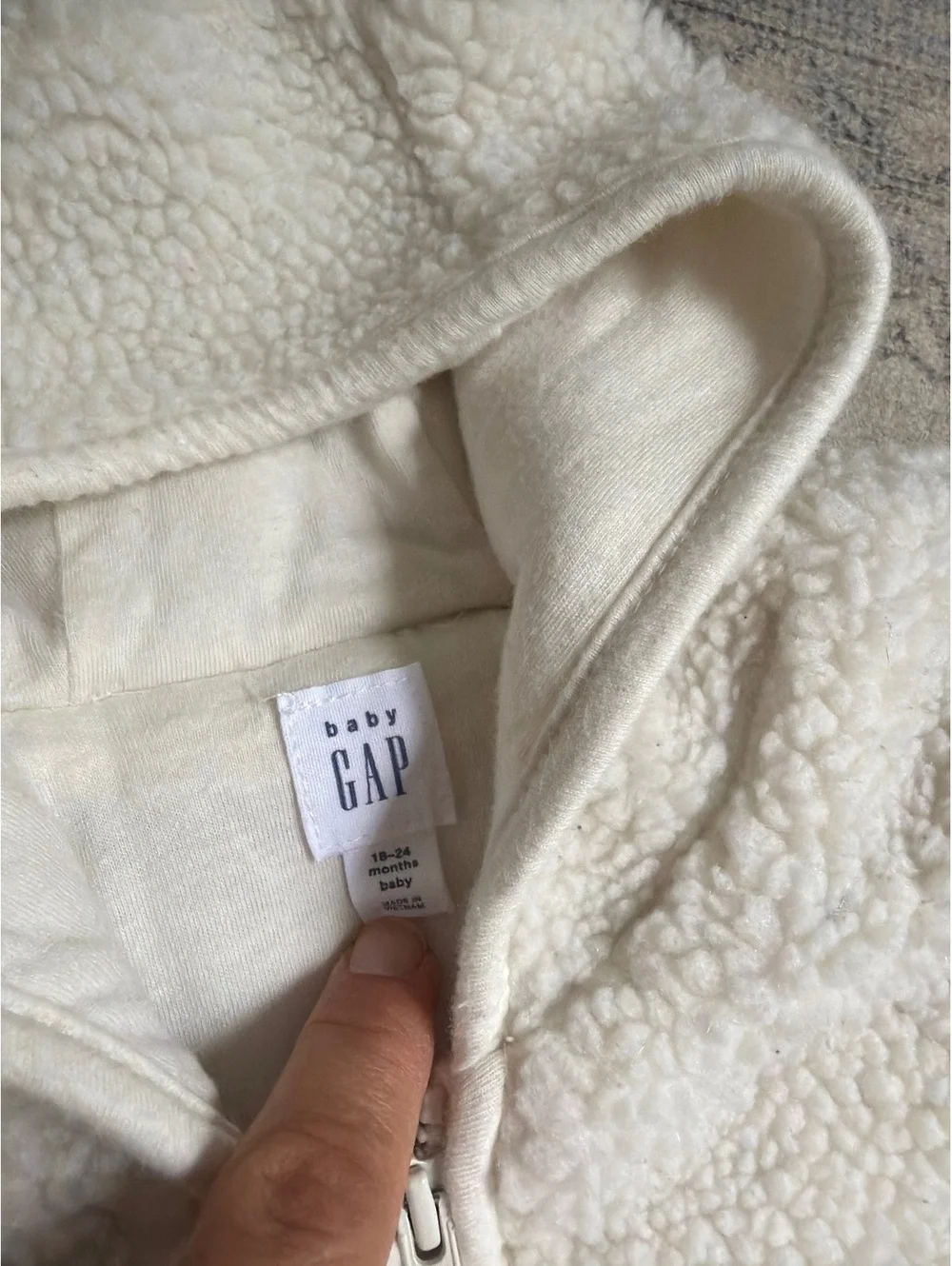 Baby Gap Cream Sherpa Fleece Hooded One-Piece Romper bunting 8-24m